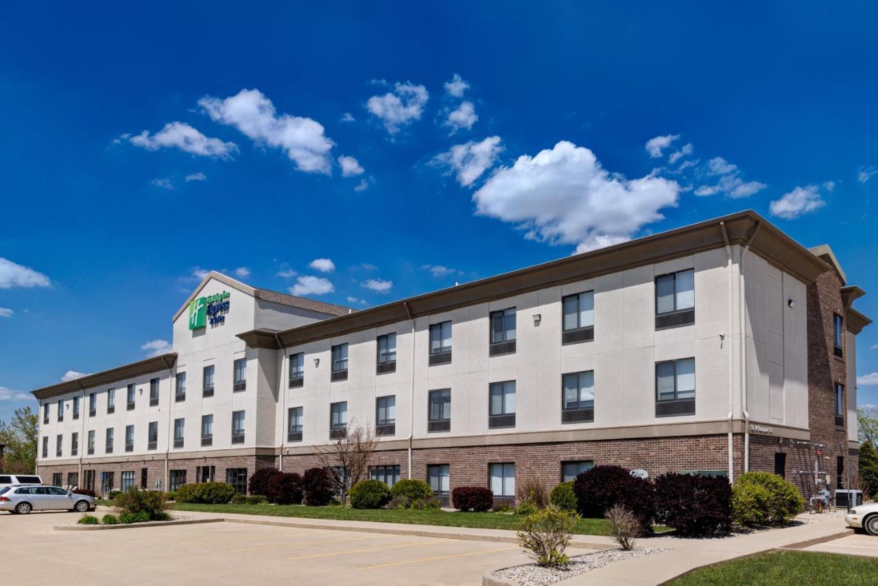 Holiday Inn Express Hotel & Suites Shelbyville By Ihg Luaran gambar