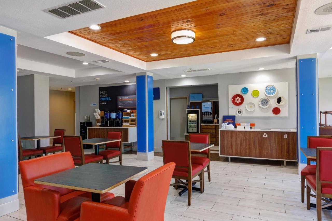 Holiday Inn Express Hotel & Suites Shelbyville By Ihg Luaran gambar