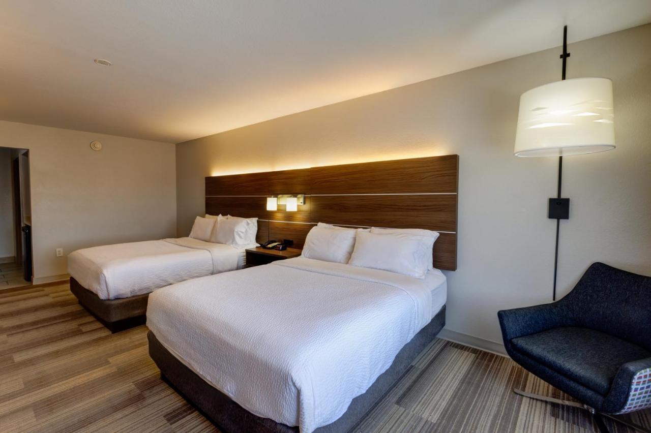 Holiday Inn Express Hotel & Suites Shelbyville By Ihg Luaran gambar